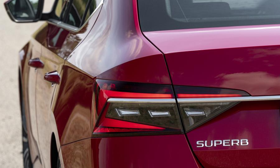 Детали экстерьера Skoda Superb Laurin & Klement 2019 года  (UK) (фото 24 из 30)